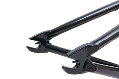 Sunday Silvawave Frame (Metallic Seaweed Green with Brick Stickers)